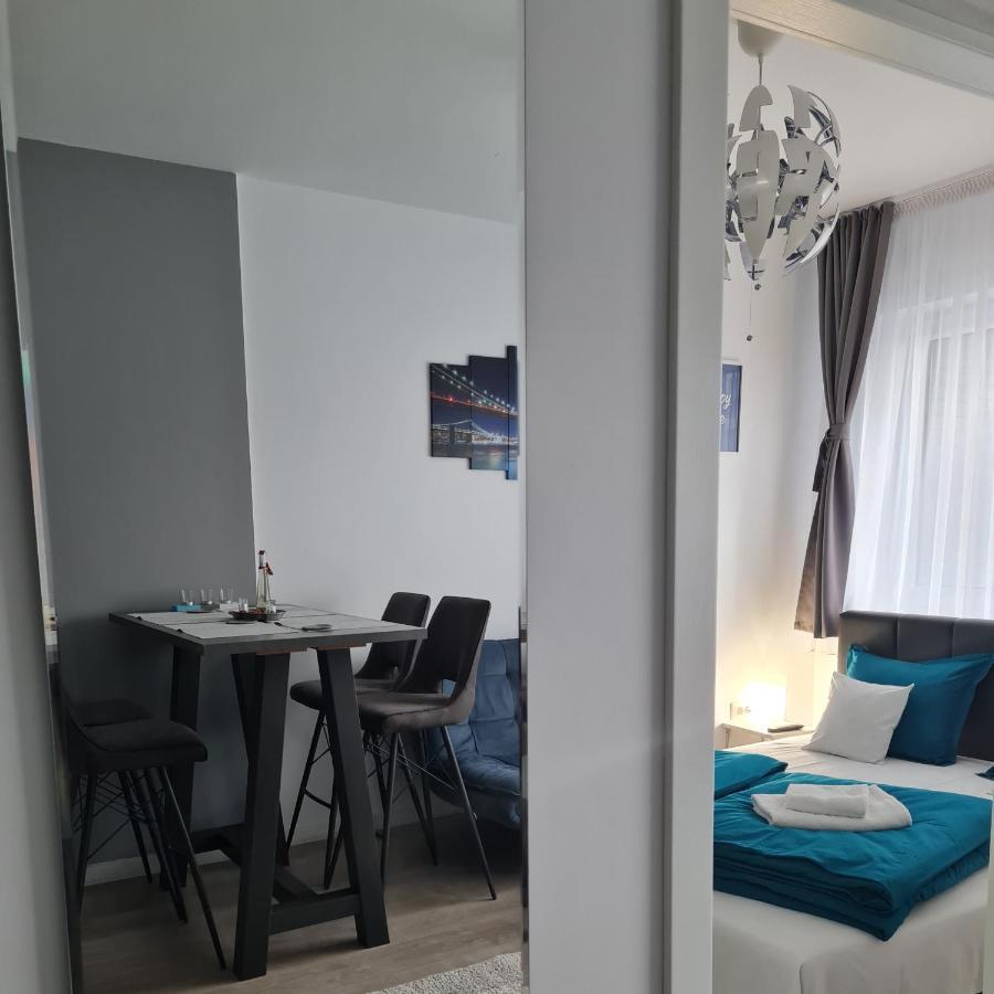 Phoenix Luxury Apartment 오라데아 외부 사진