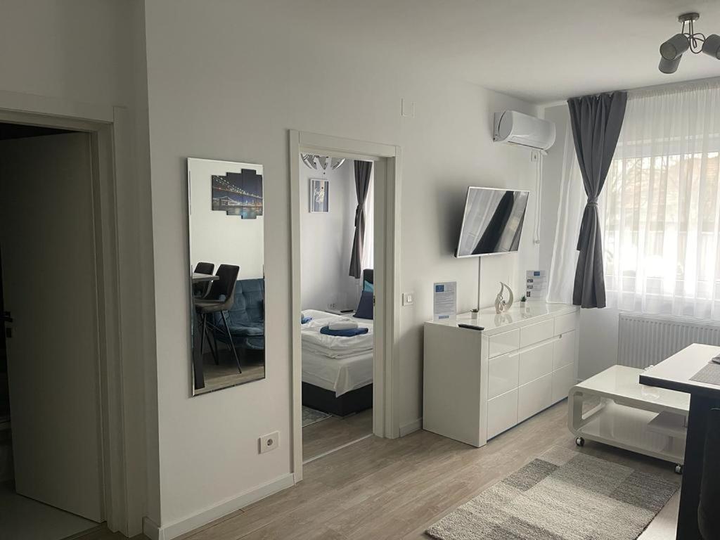 Phoenix Luxury Apartment 오라데아 외부 사진
